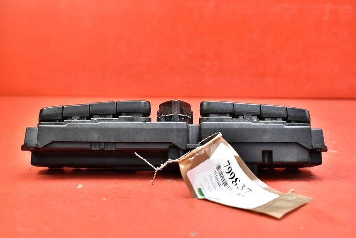 фото №6, Вимикач світла аварійних панель 2038215558 mercedes clk w209 02-05