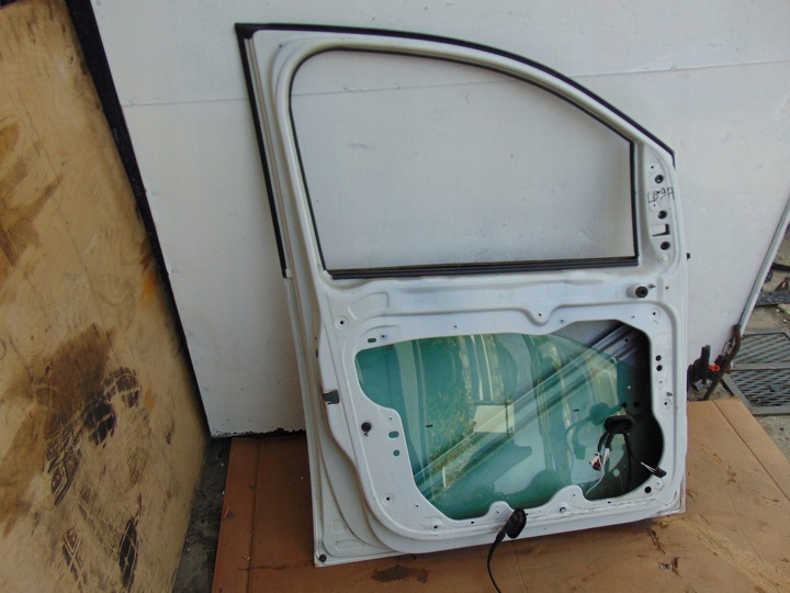 фото №12, Дверь левая перед vw caddy iii рестайлинг 2010-2015 белый lb9a