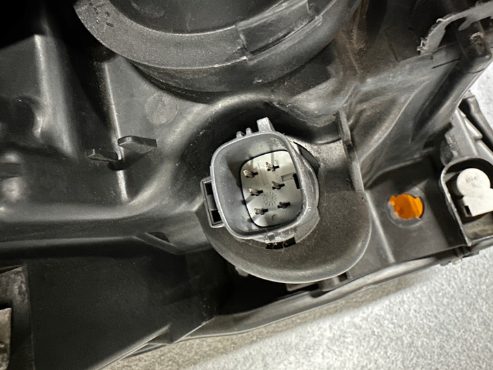 фото №15, Лампа volvo xc90 рестайлінг ксенон usa америка 31217051 ліва