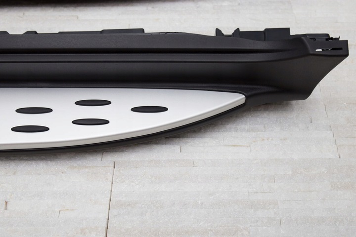 фото №12, Mercedes glc x253 c253 2015-22 бічні пороги автомобільні a2535200600 + гвинти