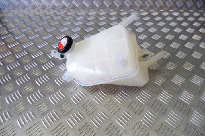 фото №7, Бачок розширювальний toyota prius plus _w4_ 1648028080 1.8l гібрид