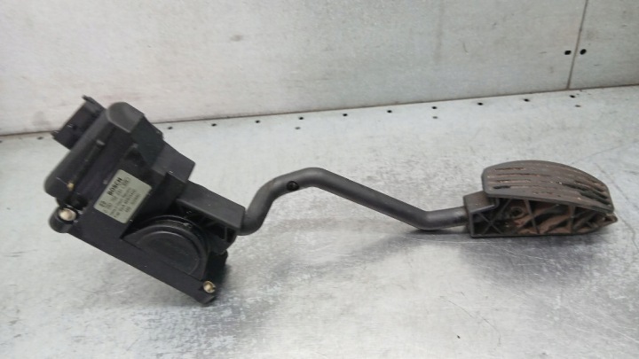 фото №5, Потенциометр газа alfa romeo 156 1.9jtd 02-07r sedan 0280752231