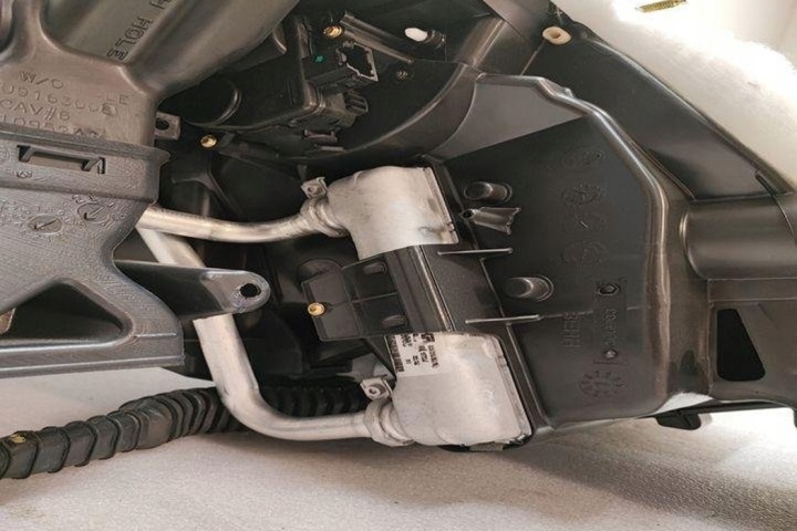 фото №10, Обігрівач jeep grand cherokee i zj dm666002 6.4l бензин 132kw 2019