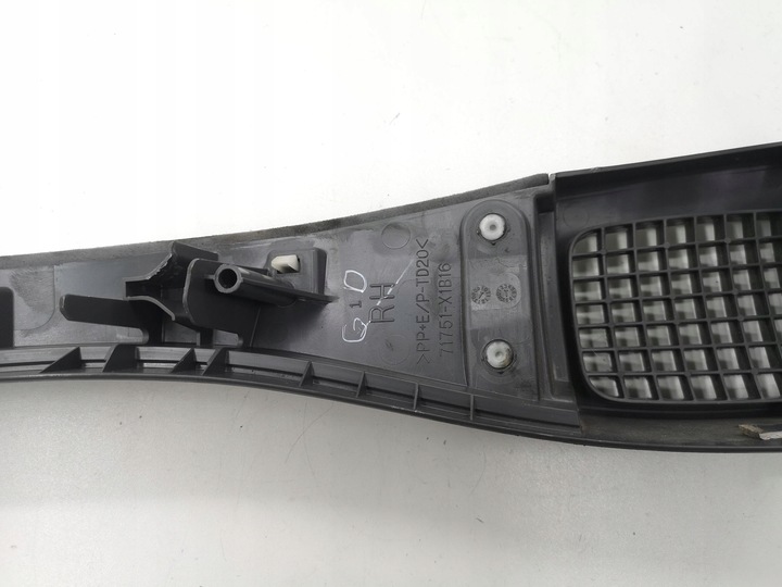 фото №7, Toyota prius xw30 2011 права сторона обшивка сидіння