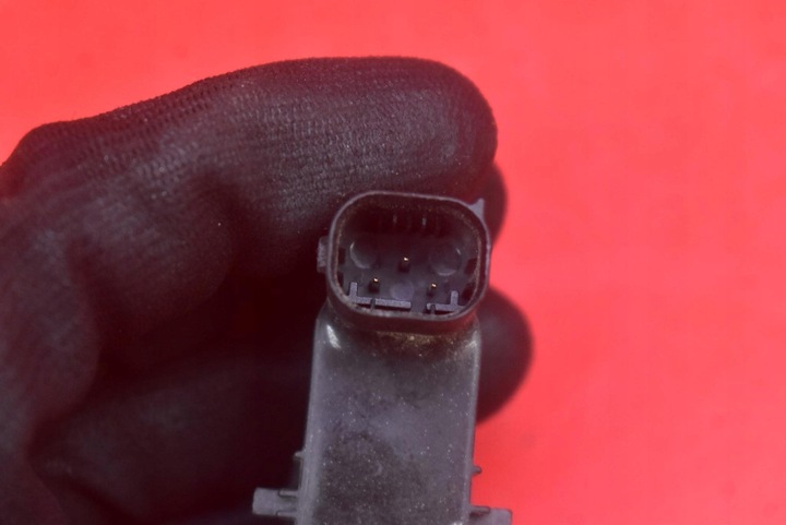 фото №8, Датчик парковка зад pdc 9677782977 peugeot 3008 1 i 10-13