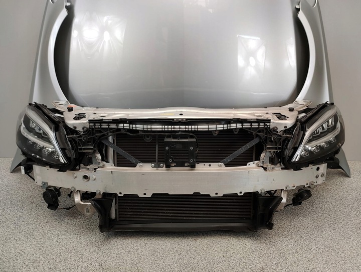 фото №8, Mercedes w205 рестайлинг amg перед крылья pas лампы капот