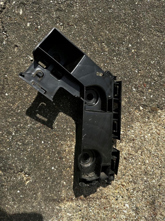 фото №1, Ползун бампера правые зад vw golf viii 5h6807394d