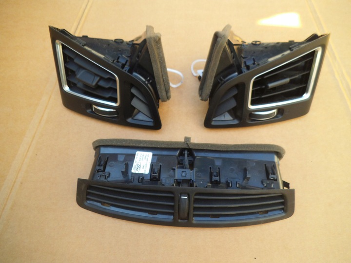 фото №5, Решётки воздуховод ford kuga c max правая левая комплект