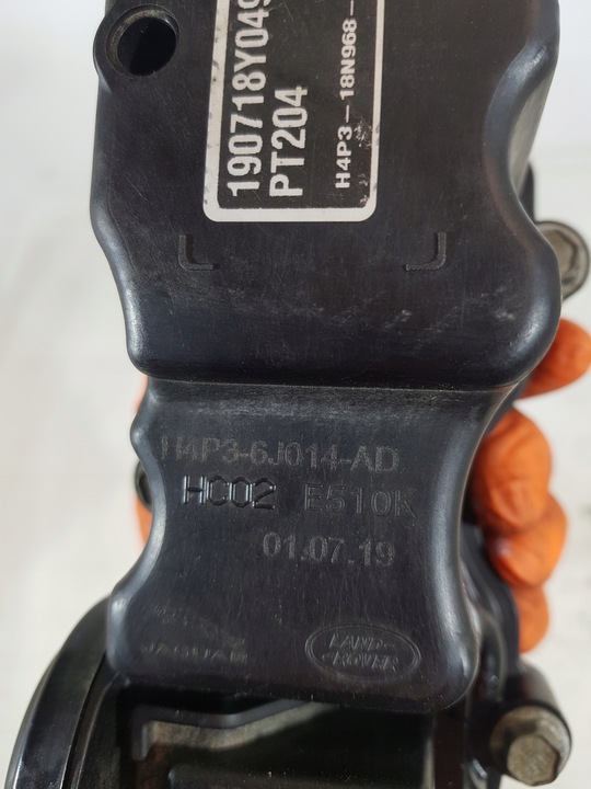 фото №7, Кришка клапанів h4p3-6j014-ad jaguar e-pace f-pace land rover 2.0t pt204