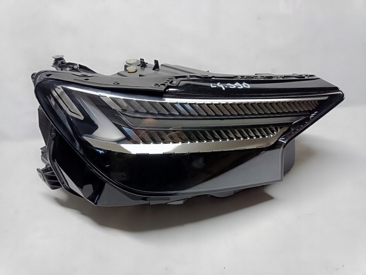 фото №1, Audi q4 e-tron matrix лампа права комплектна 89a941036m