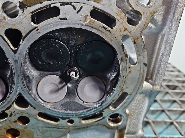 фото №13, Головка вали kpl nissan juke i f15 10-14 1.6b 16v 117km hr16