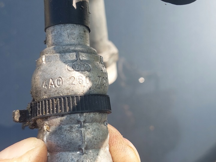 фото №9, Шланг кондиционера audi a6 c4 2,5tdi 4a0260707aa 2szt