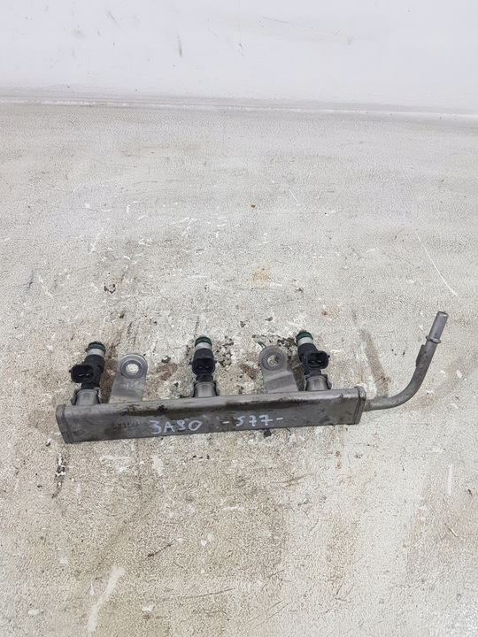 фото №1, Планка впрыскивающий форсунки 1465a331 mitsubishi space star ii 1.0b 3a90