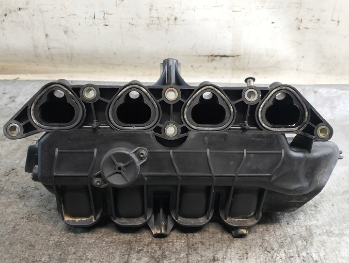 фото №8, Коллектор всасывающий seat ibiza ii 1.4 16v 93-02r 036129711br