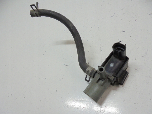 фото №8, Toyota corolla 9 e12 клапан вакуум 90080-91218 1,6vvti 90080-91218