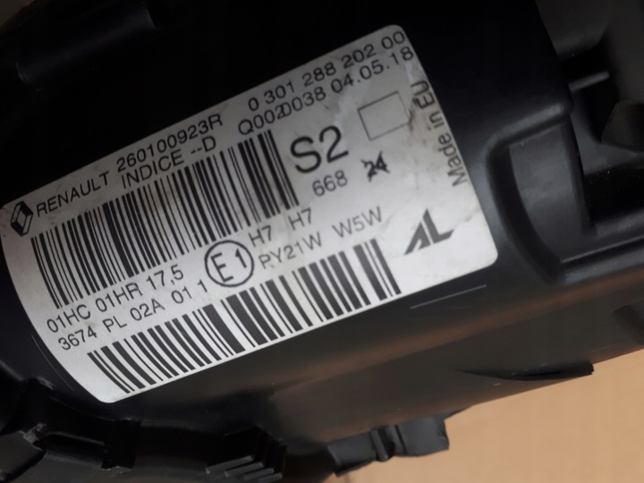 фото №10, Renault megane iii фара передня права передня 260100923r європа