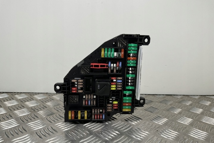 фото №7, Коробка предохранителей bmw 7 f01, f02 9264924 3.0l дизель 190kw 2015