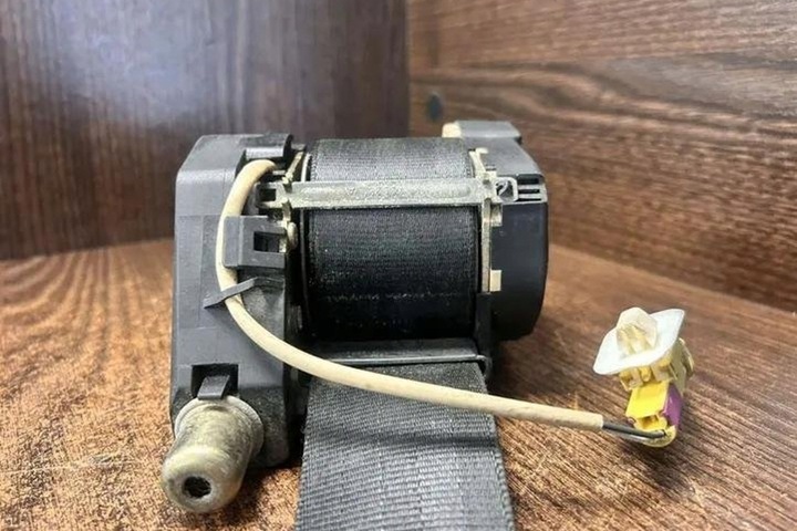 фото №14, Pas безопасности переднее левый vw golf iv вариант 1j5 1j3857706g 1.9l