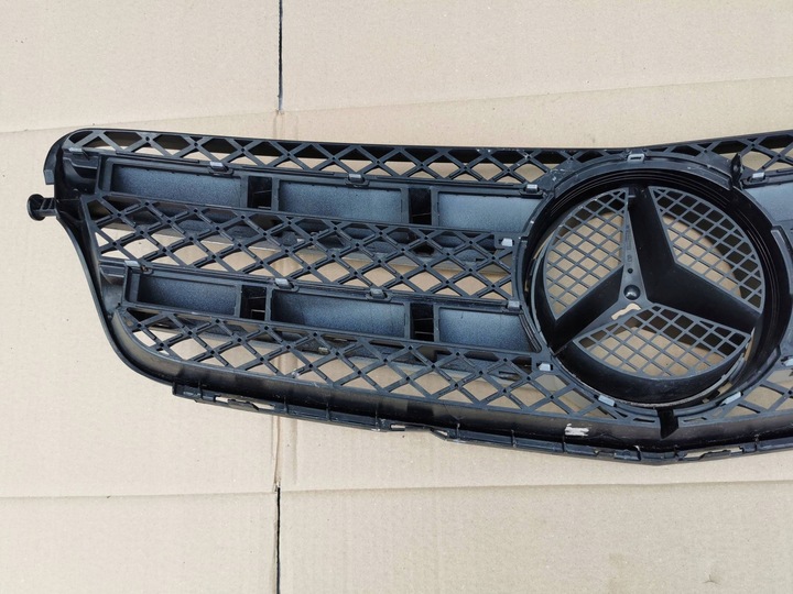 фото №10, Mercedes c-klasa w204 рестайлінг amg 11- решітка радіатора решітка радіатор a2048802183