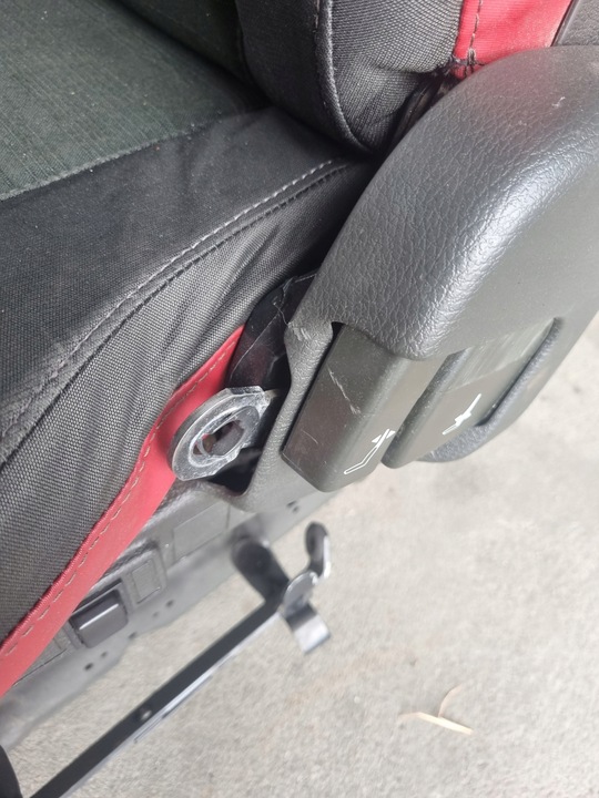 фото №9, Сиденье пневматический водителя левый volvo fh 4 fm 4 автомат