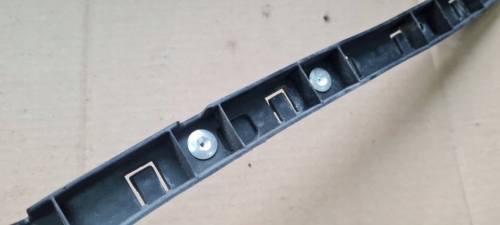 фото №8, Maserati quattroporte vi ковзун тримач кріплення бампера зад 670001618