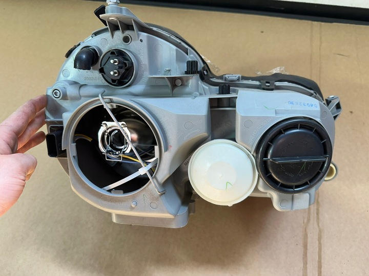 фото №11, Лампа левый перед, левая передняя mercedes e класс w210 ксенон, ксенон