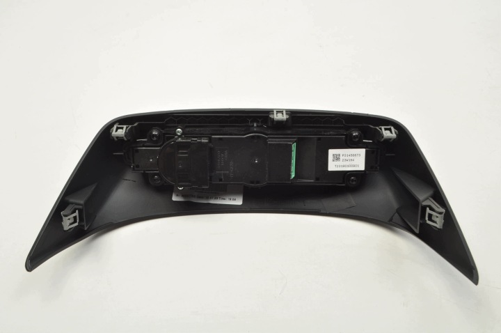 фото №6, Volvo xc40 панель радио 31456673 31442607