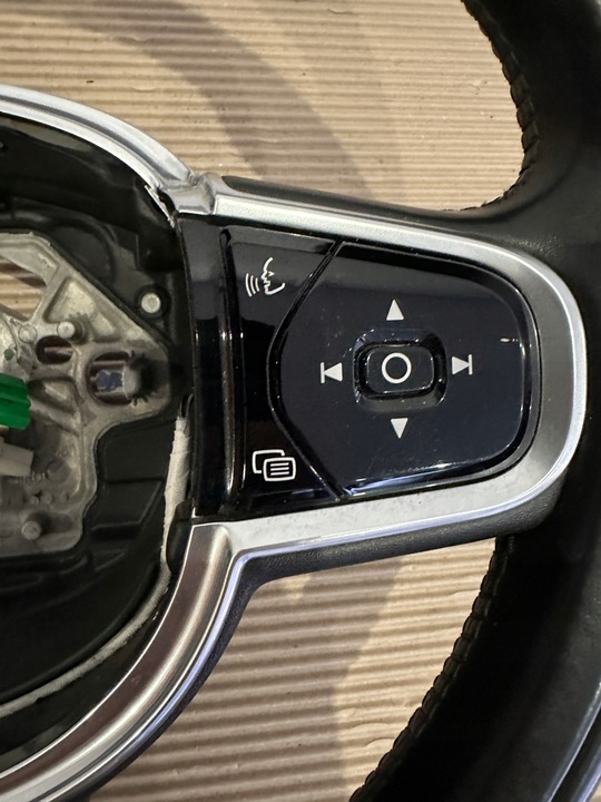 фото №7, Volvo xc60 ii xc90 ii v90 v60 руль кожаный с подогревом