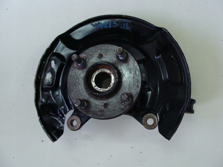 фото №1, Поворотный кулак правая toyota yaris ii 1.4 d4d