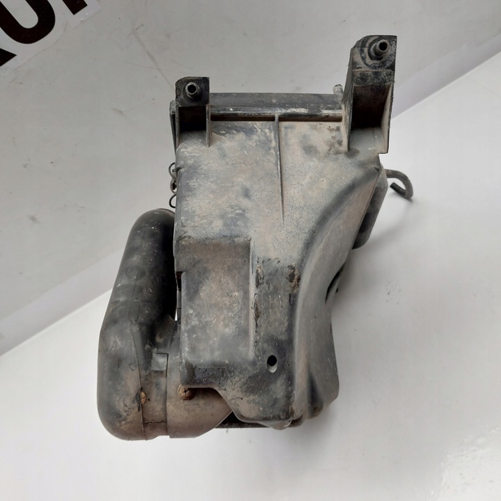 фото №6, Audi 100 2,5d корпус фільтра повітря 4a0129607j 4a0129620 4619585907