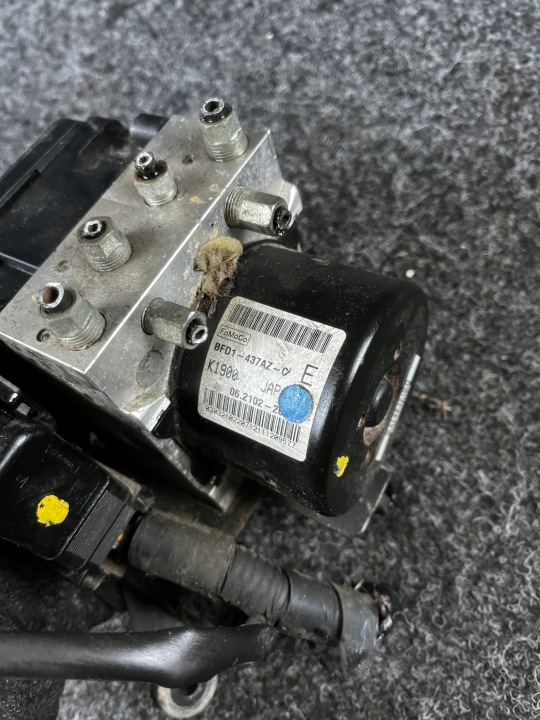 фото №4, Насос модуль управления abs mazda 3 ii bfd1437az