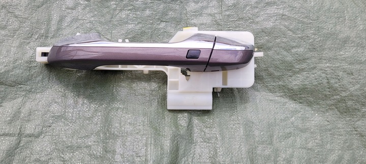 фото №1, Kia sportage iv 16-21 ручка наружная левая ручка левая передняя код l2