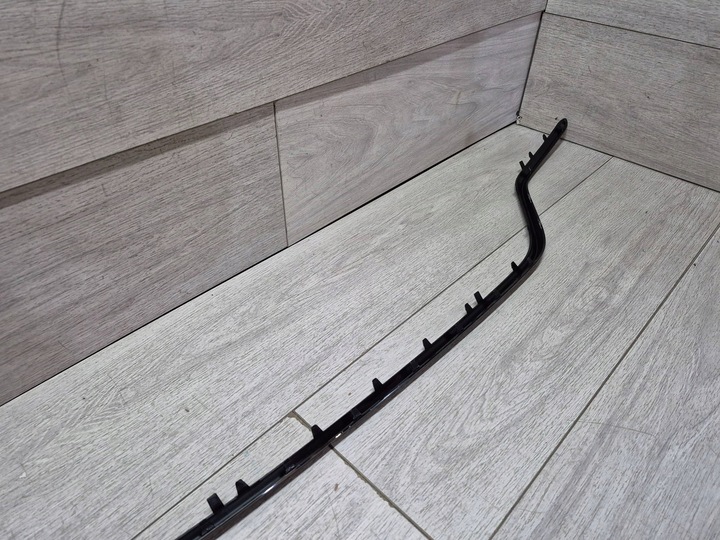 фото №6, 11502. mercedes w205 amg планка хром зад a2058854103