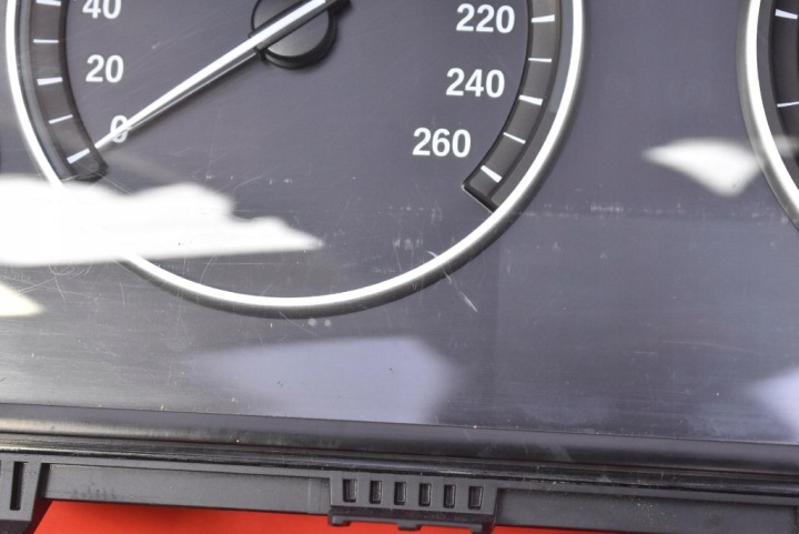 фото №9, Спидометр приборы автомат eu 9285195-01 bmw f11 2.0 d 218 km 09-13