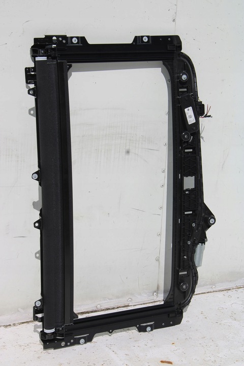 фото №6, Bmw x7 g07 ролета люк 3 ряд 8082886 крыша стеклянный солнечный стекло люк