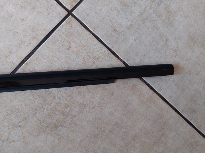 фото №8, Планка накладка - лівий перед - audi a6 c8 - 4k0