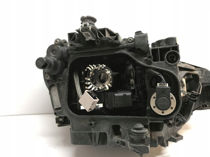 фото №8, Vw sportsvan лампа ксенон левая перед 517941751b