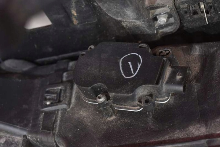 фото №7, Pas переднє підсилювач впуск 1061950-00-e tesla модель s рестайлінг performance