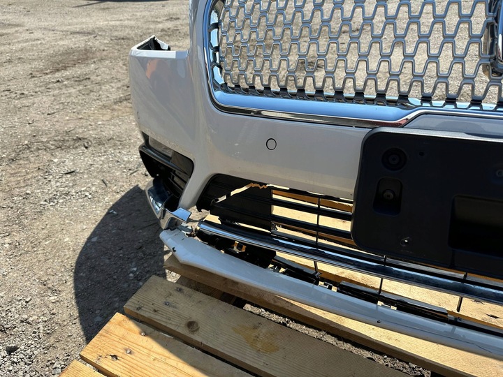 фото №12, Бампер перед переднее lincoln continental 2017+