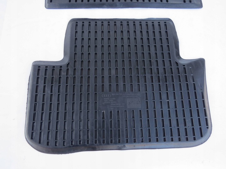 фото №15, Коврики резиновые комплект audi s4 a4 b8