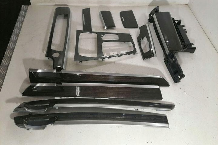 фото №8, Планка декоративная капот bmw 7 f01, f02 9173877 3.0l дизель 180kw 2010