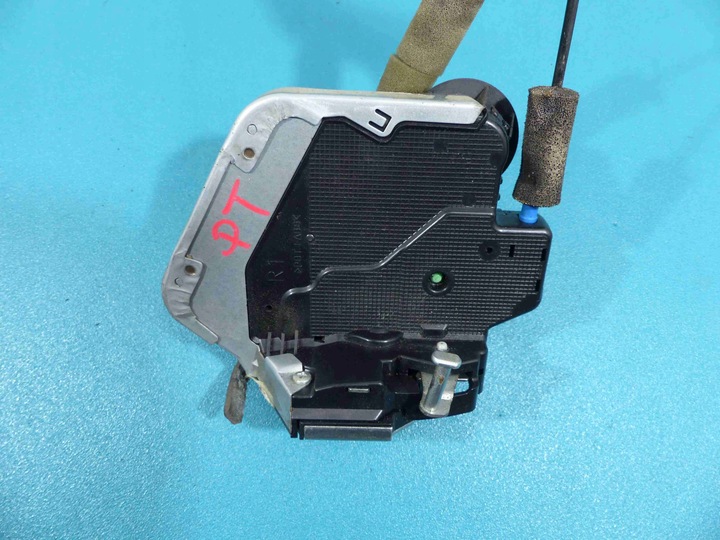 фото №2, Замок зад правые 8 pin lexus is ii 05-13 is220