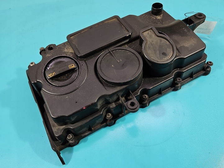 фото №1, Кришка клапанів vw touran i 2.0 tdi