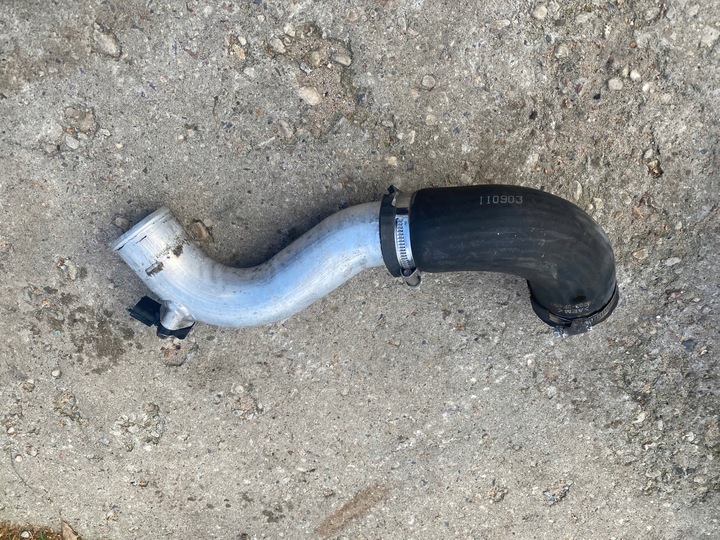 фото №1, Труба интеркулер воздуха sportage iii ix35 2.0