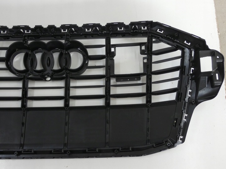 фото №6, Решётка, решётка радиатора audi q-7 4m рестайлинг теневая линия радары, камера