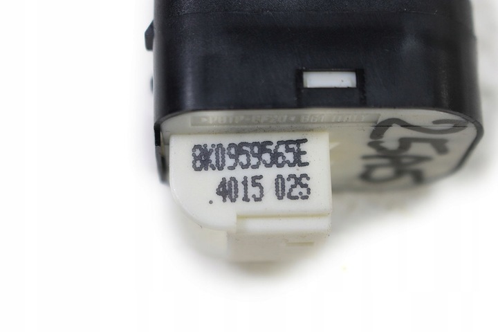 фото №8, Audi a4 a5 q5 ручка регулировка зеркал 8k0959565e 8k0959855f 8k0 959 565 e