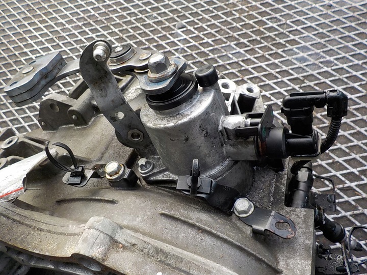 фото №9, Opel astra j mokka a коробка передач коробки передач m32 m32017d 1.7 cdti старт сплав