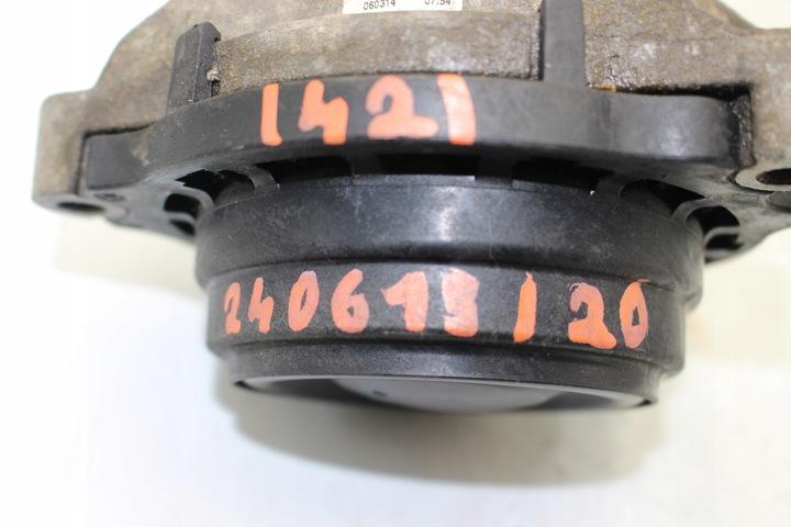фото №5, Подушка двигателя 6787658 bmw 1 f20 f30 2.0d n47