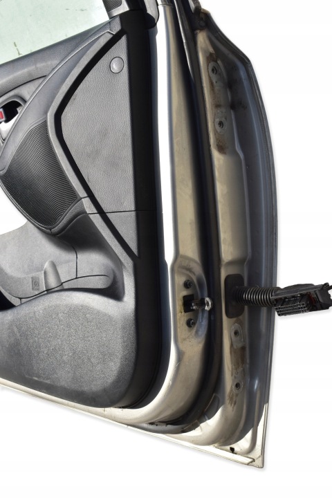 фото №14, Двери левые перед hyundai ix35 i дорестайлинг 09-12 код краски: a3