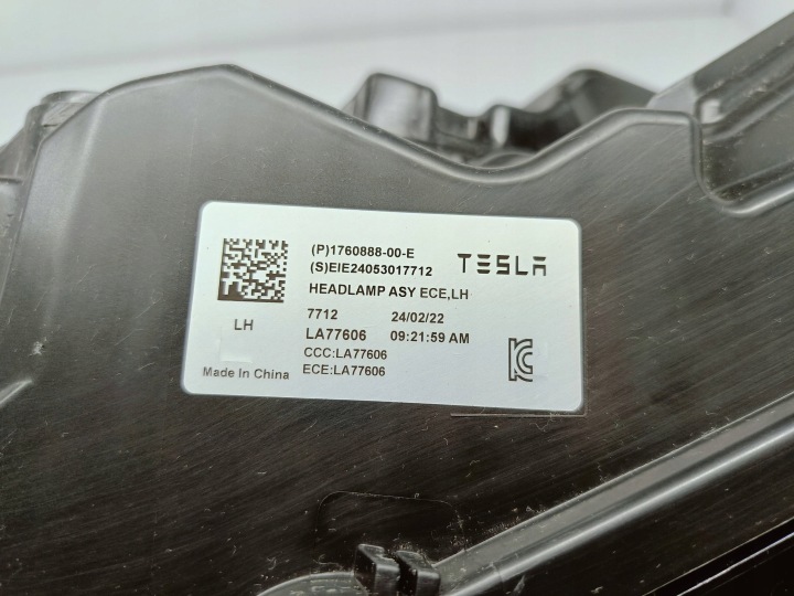 фото №15, Tesla модель 3 рестайлинг highland 23- фара левая перед полный led eu 1760888-00-e